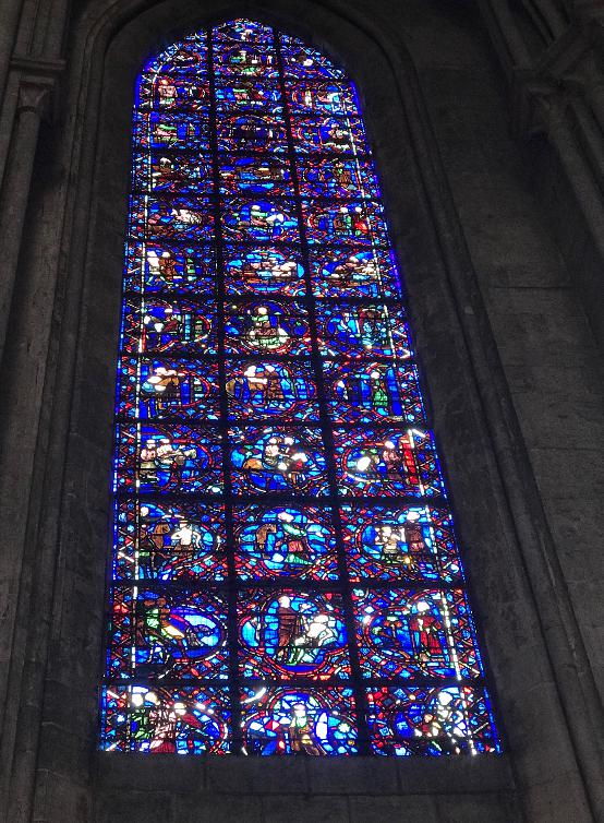 ルーアンの大聖堂のステンドグラス