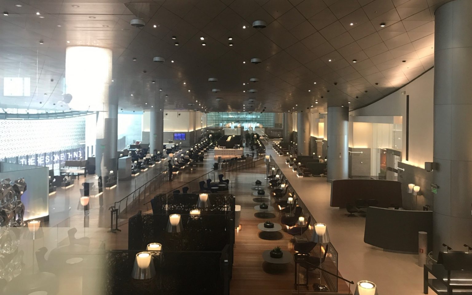 ドーハ空港ビジネスクラスラウンジでの過ごし方と空港直結ホテルとは。 クルーズライフ
